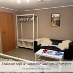 Souterrain-apartment Mit Privater Sauna Apartment *