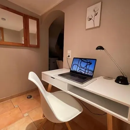Lägenhet Kuehles Souterrain Mit Privater Sauna Und Terrasse *