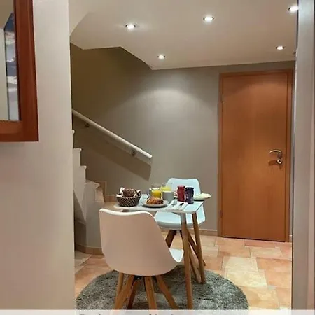 Kuehles Souterrain Mit Privater Sauna Und Terrasse Duisburg