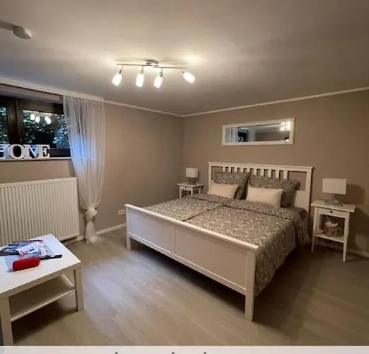 شقة Souterrain-apartment Mit Privater Sauna دوسبرغ